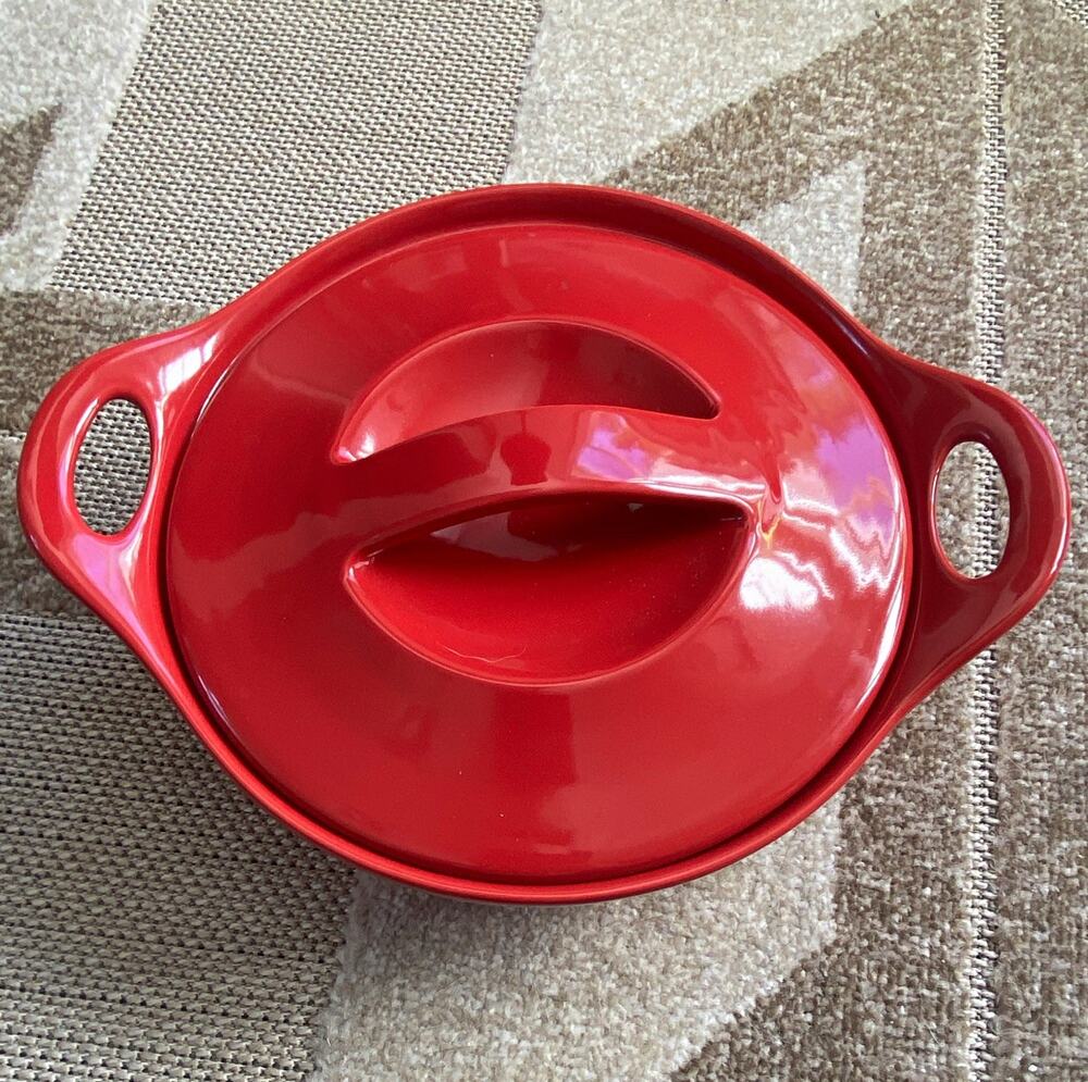 CorningWare Creations Stoneware Red Round Casserole w/ Lid 1.5 qt